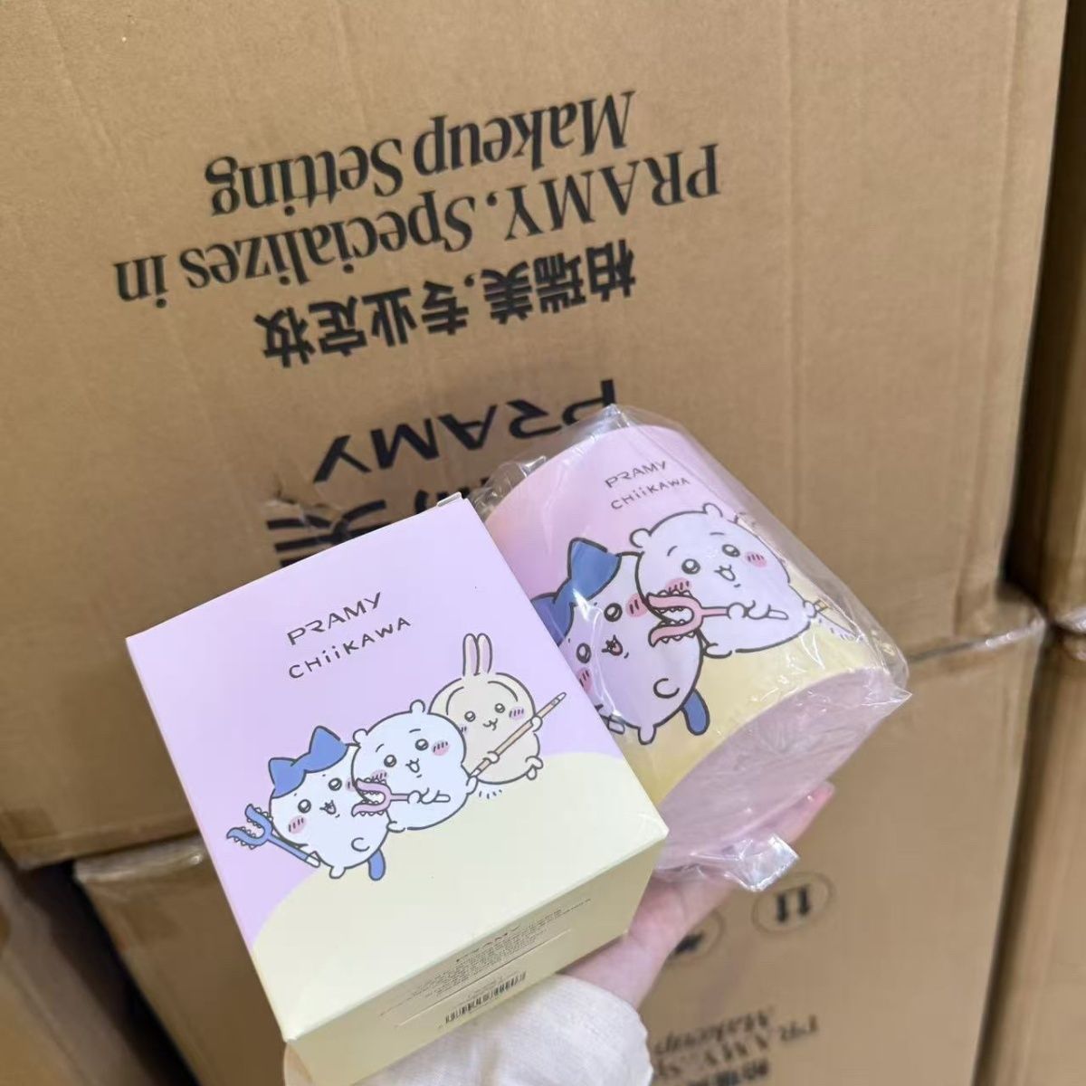 Chiikawa Co Marken-Make-up-Pin – Stationery Office Bewertung und Preis