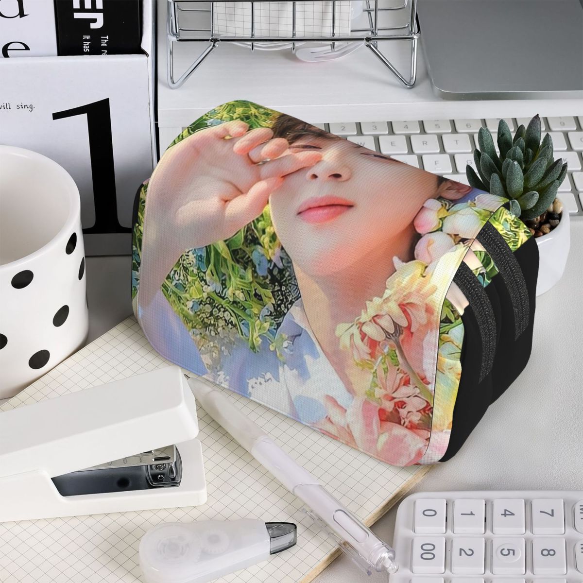 Cha EunWoo Kpop Astro Federmäp – Stationery And Office Supply Chain Bewertung und Preis